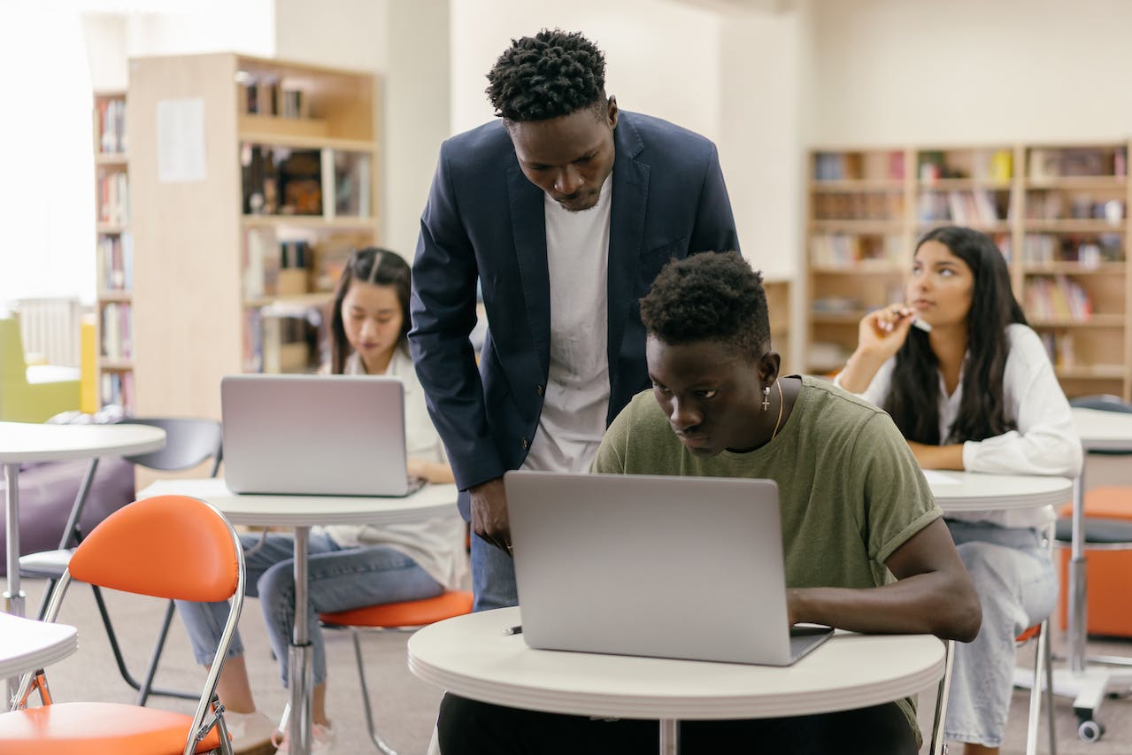 IB HL Second Language: Key Advantages